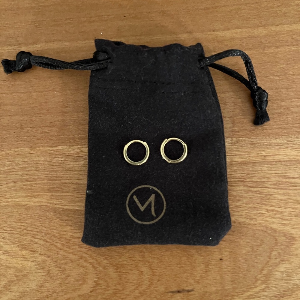 Mejuri 14k Gold Mini Hoops